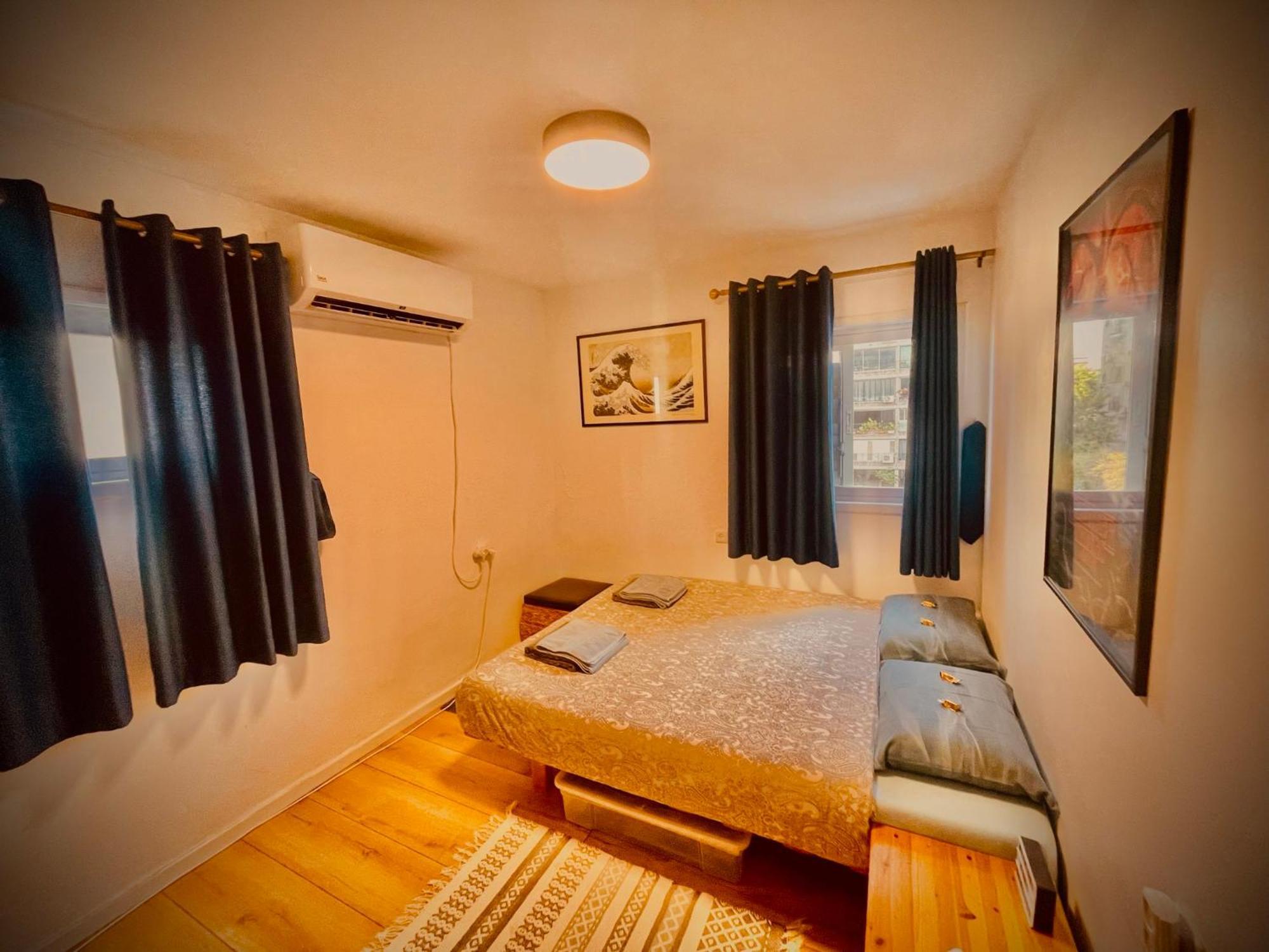 High-End Apartment , With A Private Parking And An Elavator Tel Aviv Bagian luar foto