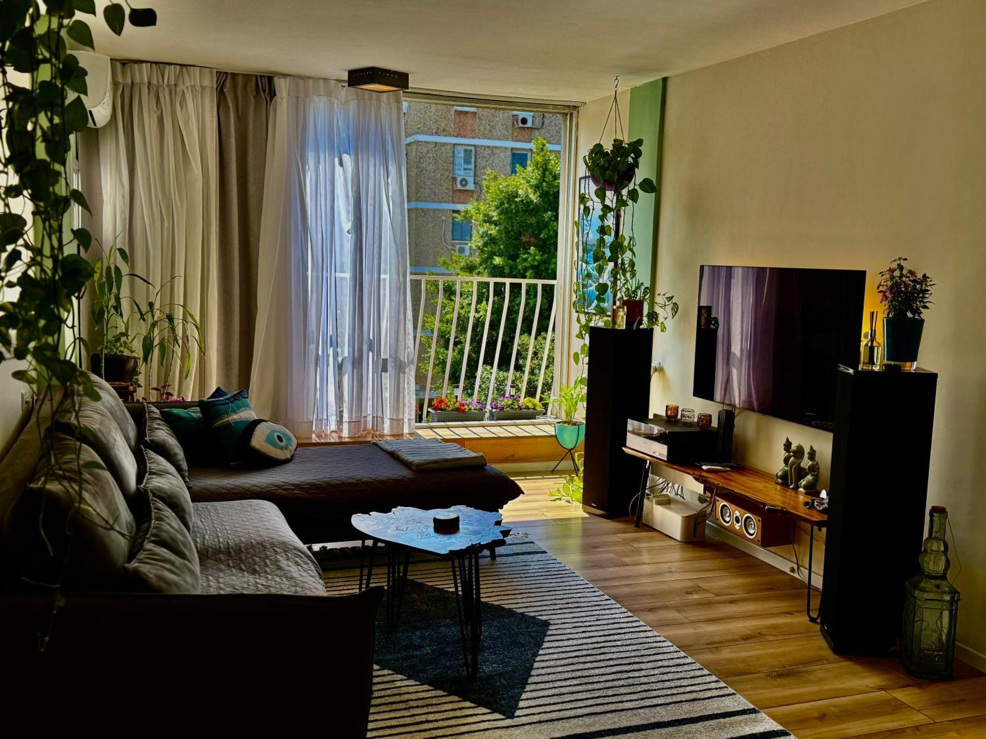 High-End Apartment , With A Private Parking And An Elavator Tel Aviv Bagian luar foto